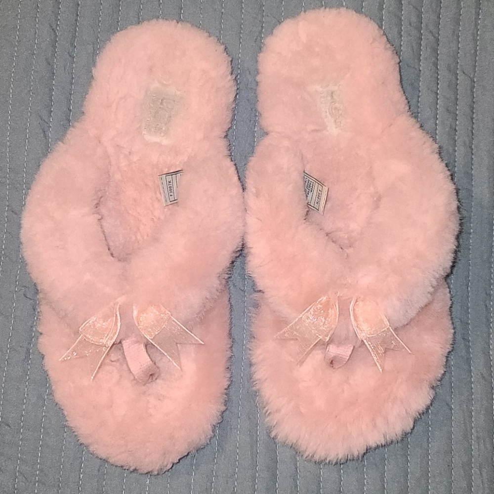 Ugg Pink Fluff Flip Flop II Slippers
